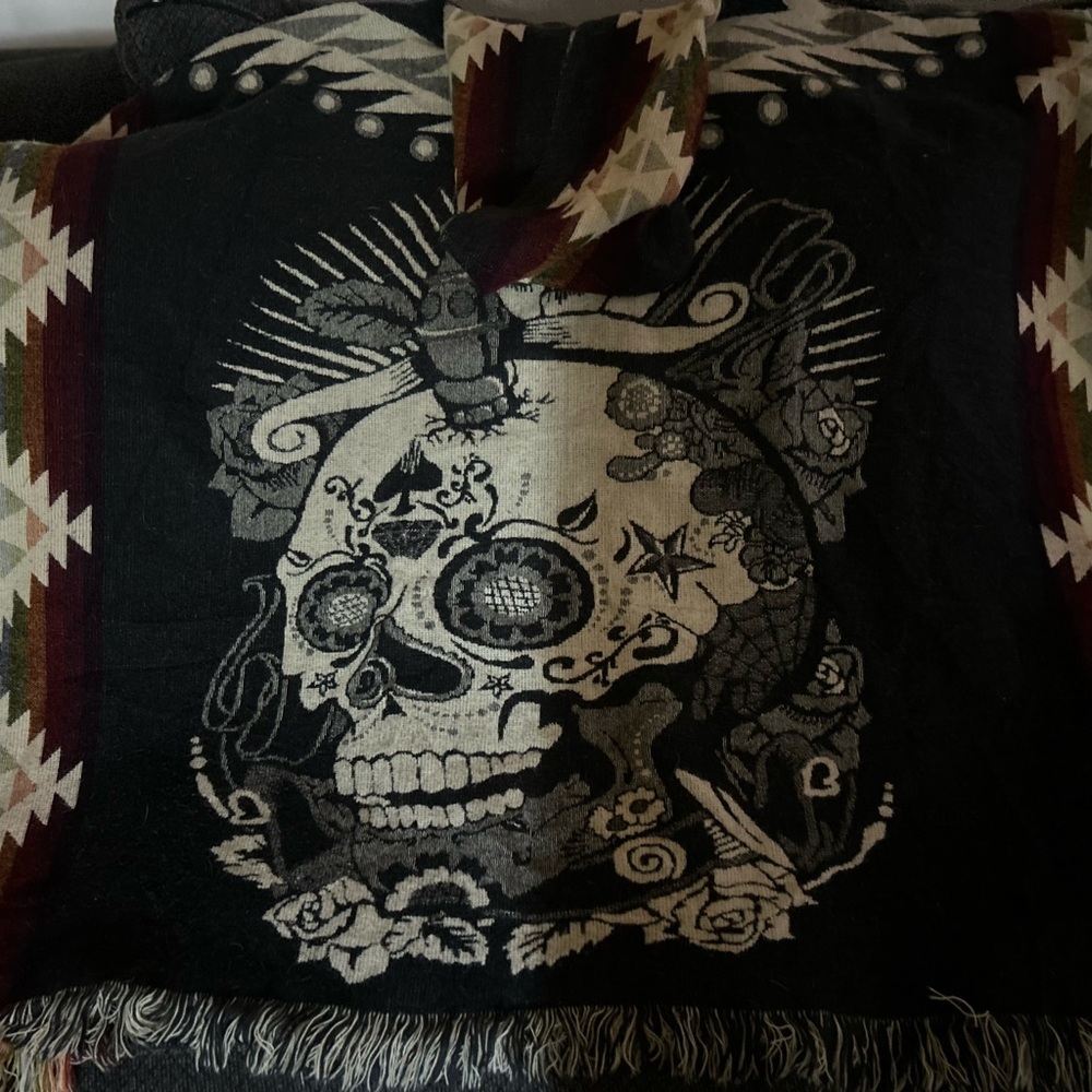Alpaca Black Catrina Skull Graphic Artsy Poncho W/Hoodie O/S